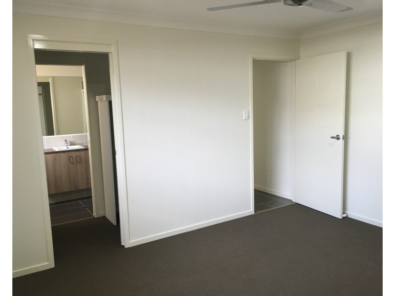 8 Liberty Rise, Coomera QLD 4209