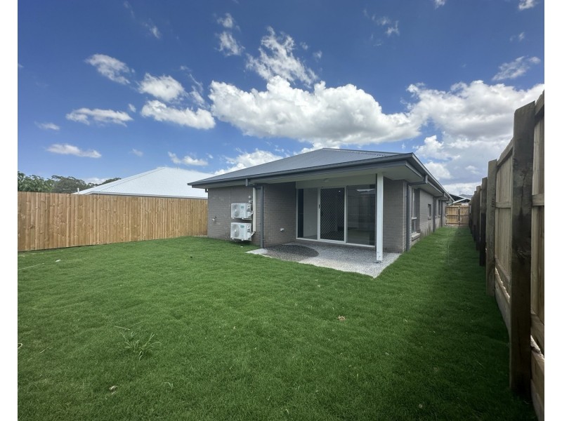 16 Sunline Court, Logan Reserve QLD 4133