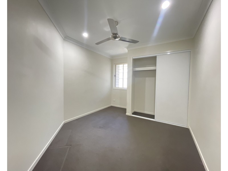 73 Woodrose Circuit, Pimpama QLD 4209
