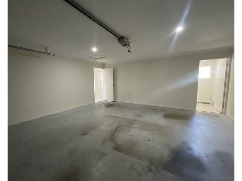 73 Woodrose Circuit, Pimpama QLD 4209