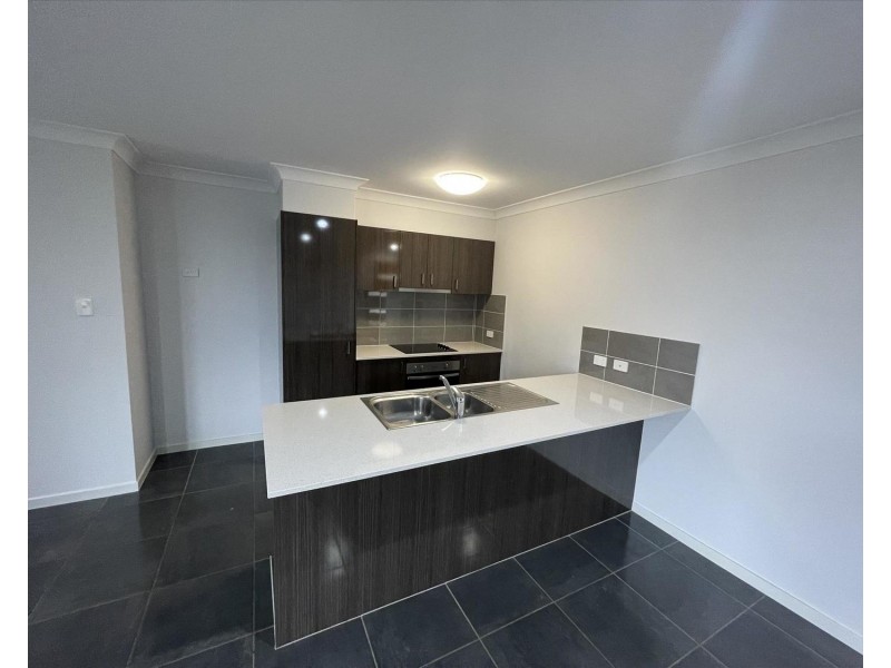 34 Fountain Street, Pimpama QLD 4209