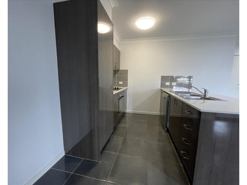 34 Fountain Street, Pimpama QLD 4209