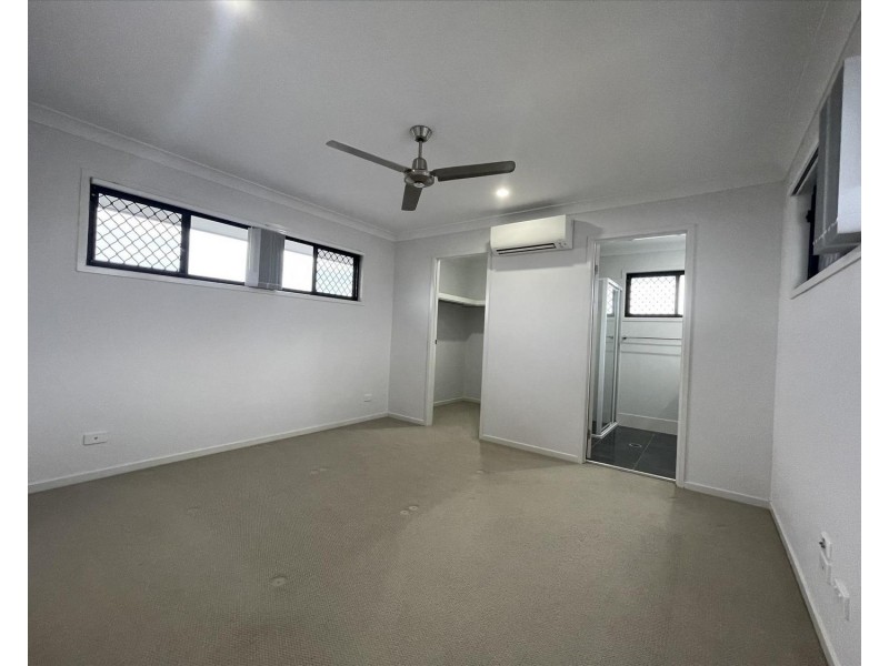 34 Fountain Street, Pimpama QLD 4209