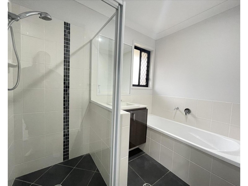 34 Fountain Street, Pimpama QLD 4209