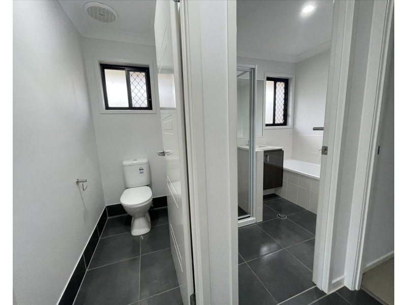 34 Fountain Street, Pimpama QLD 4209