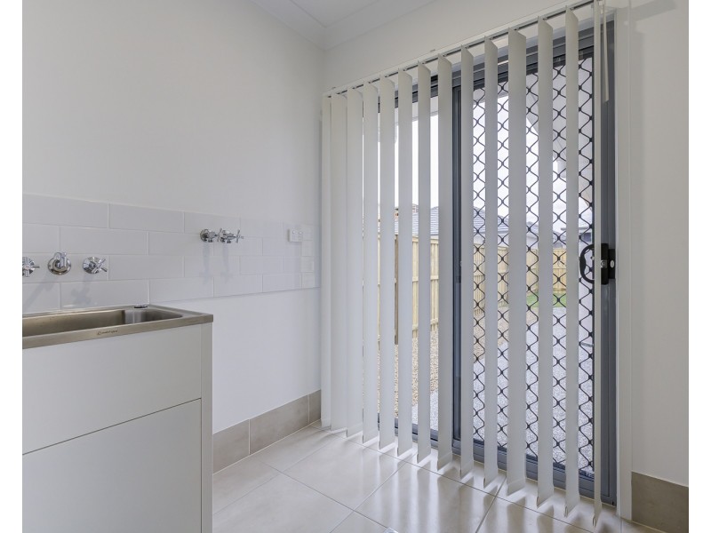 1 Roebuck Street, Coomera QLD 4209