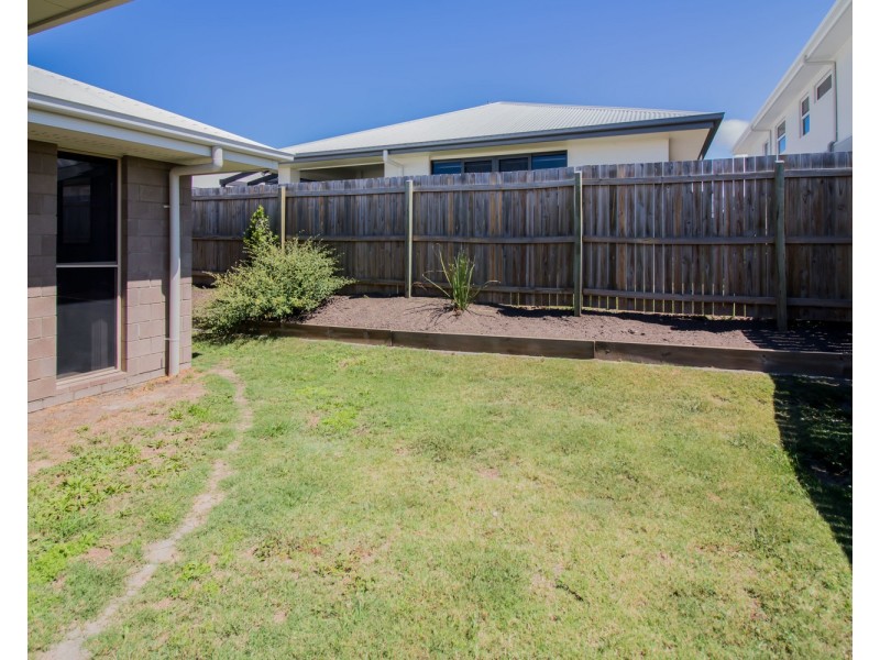 71 Milbrook Street, Pimpama QLD 4209