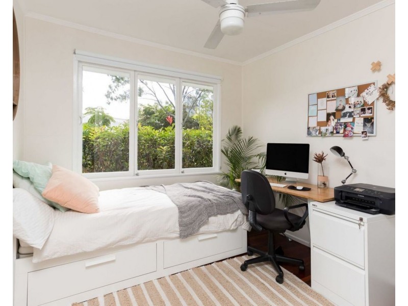 32 Allan Street, Southport QLD 4215