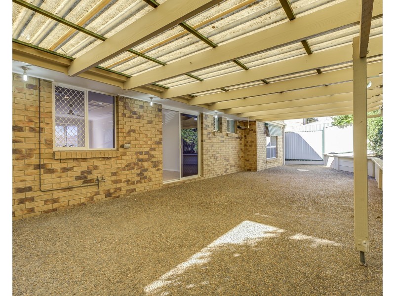 8/25 McMillan Street, Labrador QLD 4215