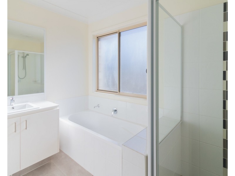 18 Alliance Street, Coomera QLD 4209