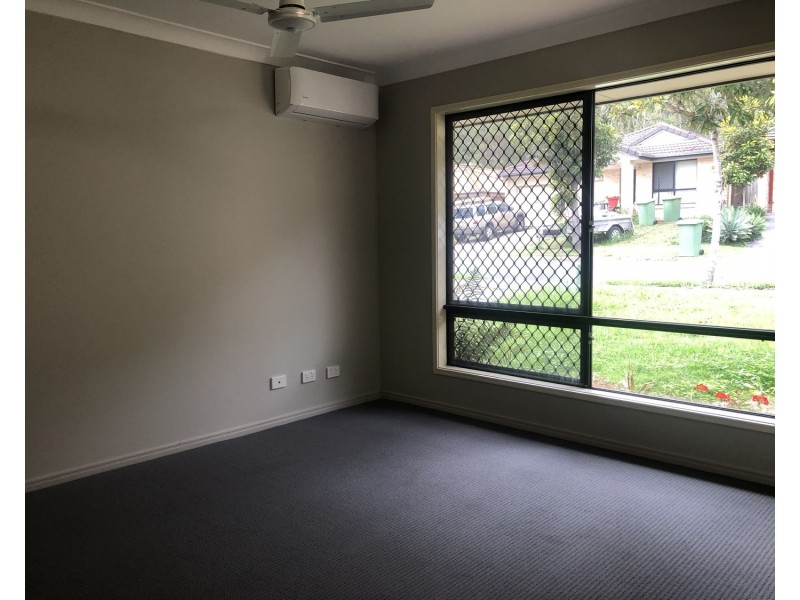 29 Mossman Parade, Waterford QLD 4133