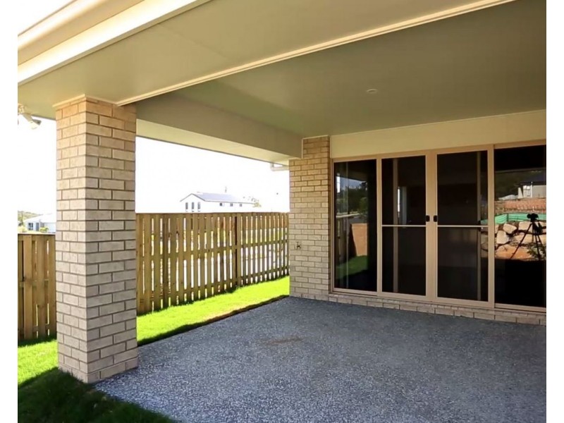 70 Brookfield Street, Pimpama QLD 4209