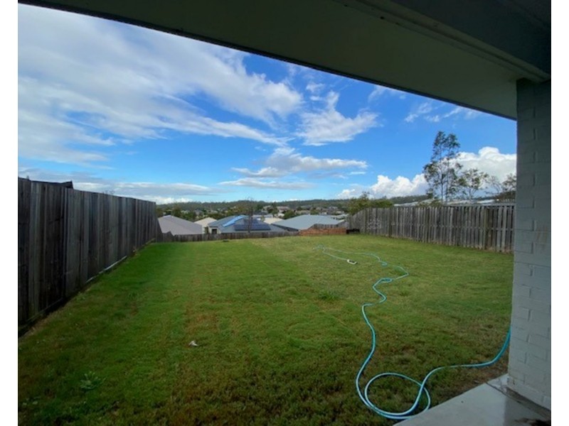 10 Vargon Circuit, Holmview QLD 4207