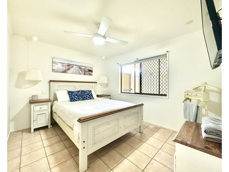 1/31 Victor Avenue, Paradise Point QLD 4216