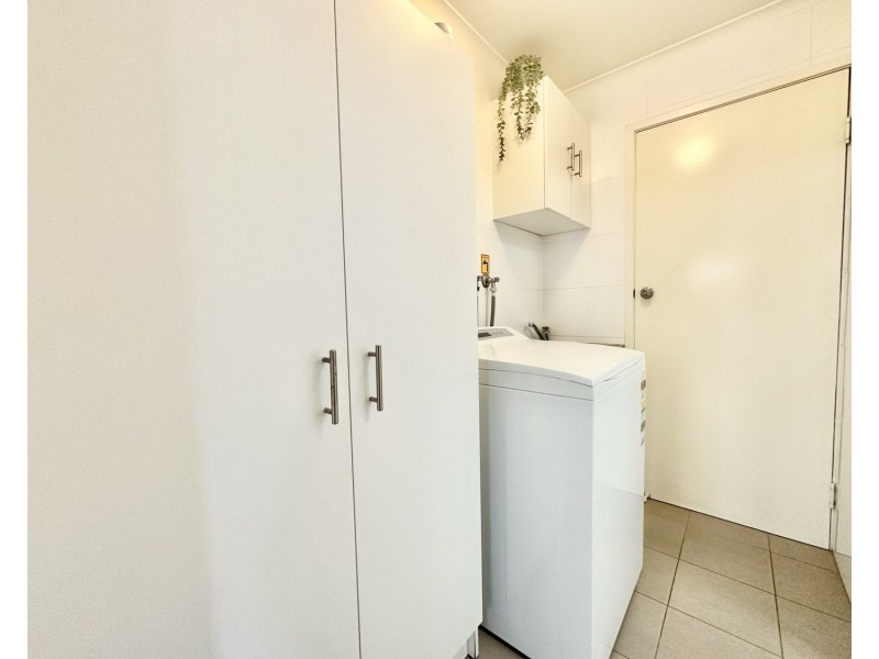 1/31 Victor Avenue, Paradise Point QLD 4216