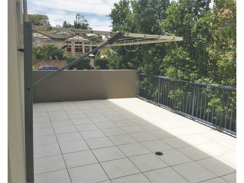 1/11 Clark Street, Biggera Waters QLD 4216