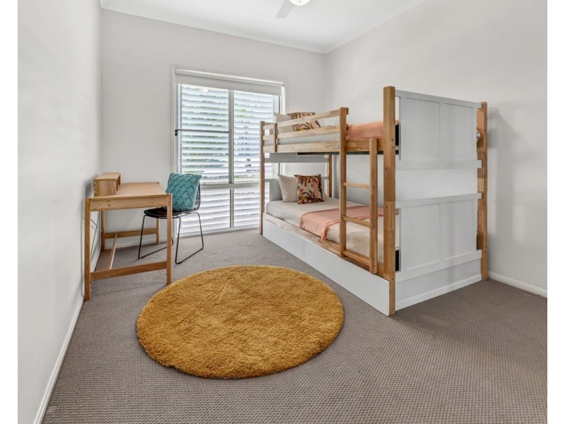 6 Koro Court, Ashmore QLD 4214