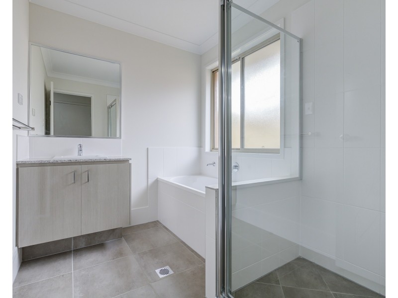 39 Gillian Drive, Coomera QLD 4209