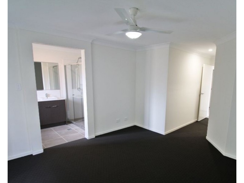 19 Scoria Street, Yarrabilba QLD 4207