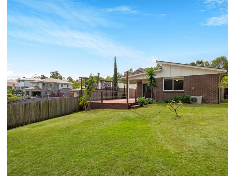 22 Dumaresq Street, Pacific Pines QLD 4211