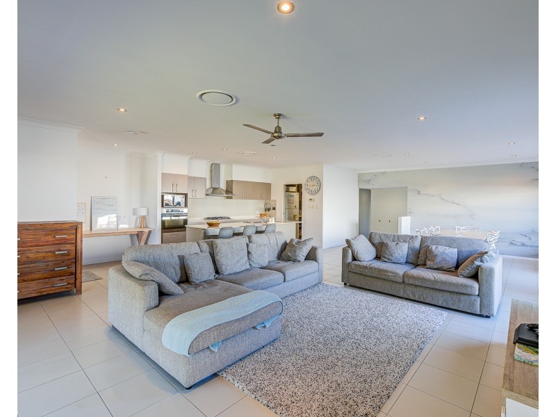 18 Major Mitchell Drive, Upper Coomera QLD 4209