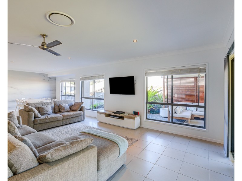 18 Major Mitchell Drive, Upper Coomera QLD 4209