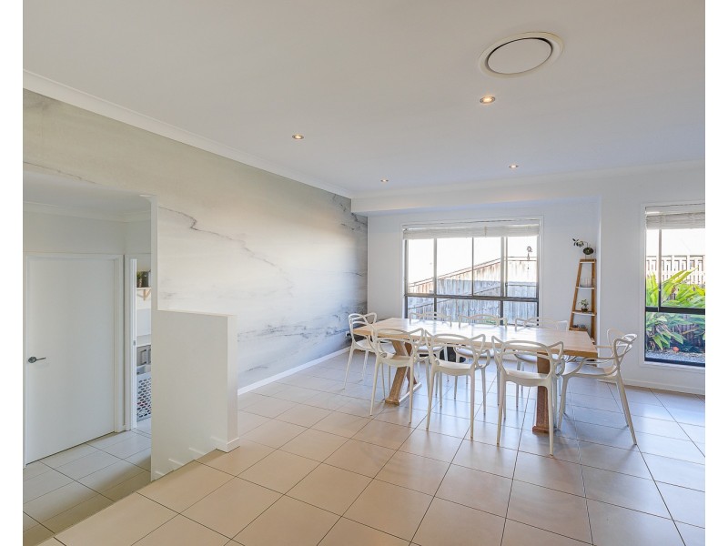 18 Major Mitchell Drive, Upper Coomera QLD 4209