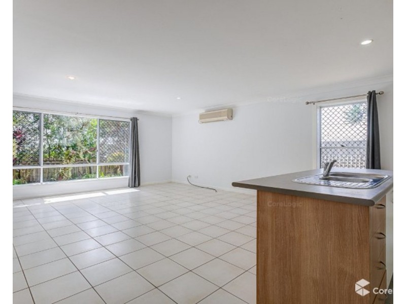 3 Norfolk Drive, Pacific Pines QLD 4211