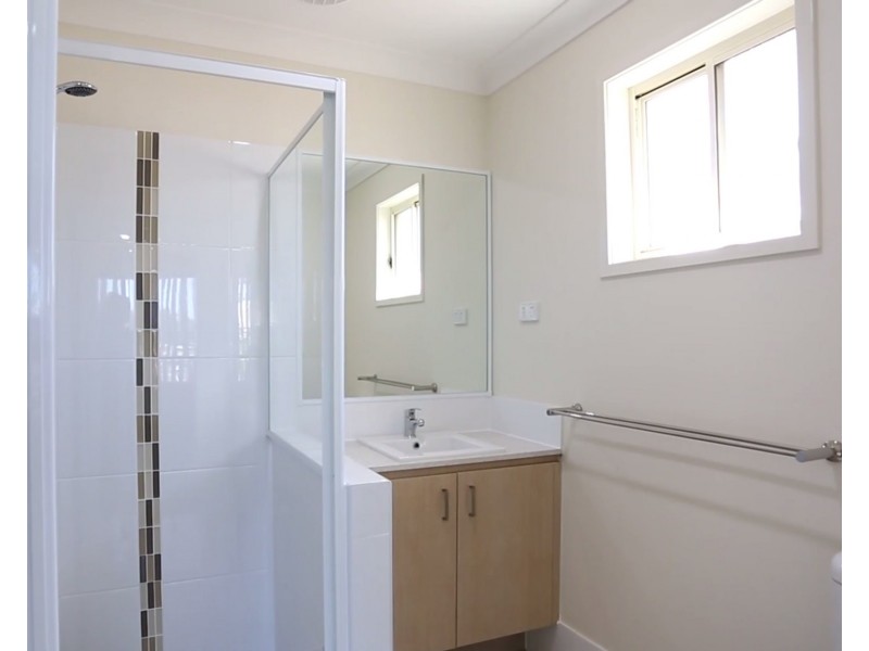 11 Geoffrey Miller Avenue, Pimpama QLD 4209