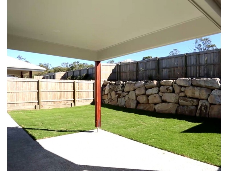 11 Geoffrey Miller Avenue, Pimpama QLD 4209