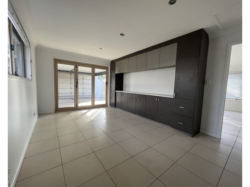 13 Turana Street, Coombabah QLD 4216