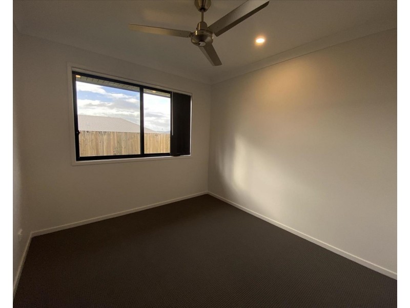 7 Eileen Court, Logan Reserve QLD 4133