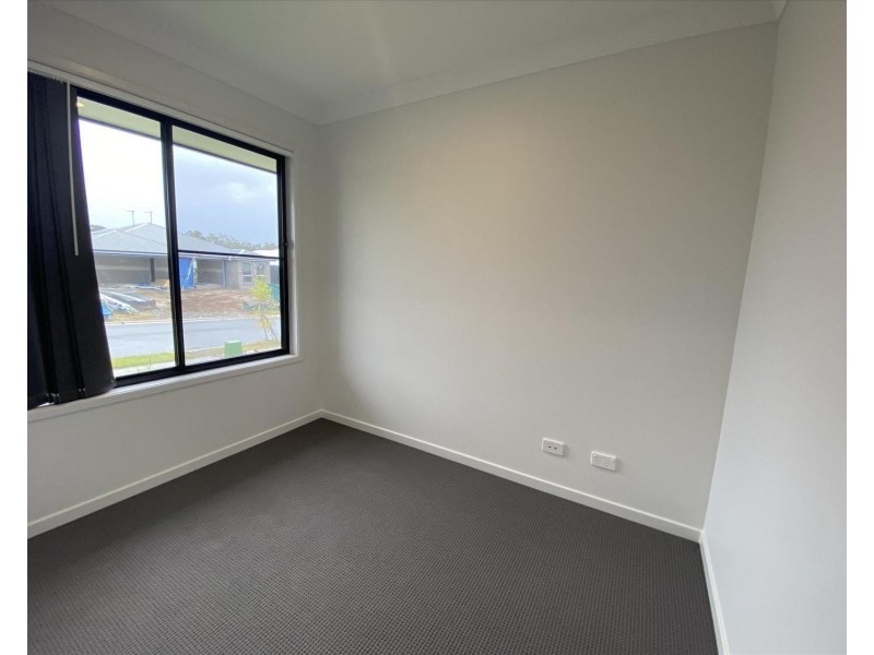 7 Eileen Court, Logan Reserve QLD 4133