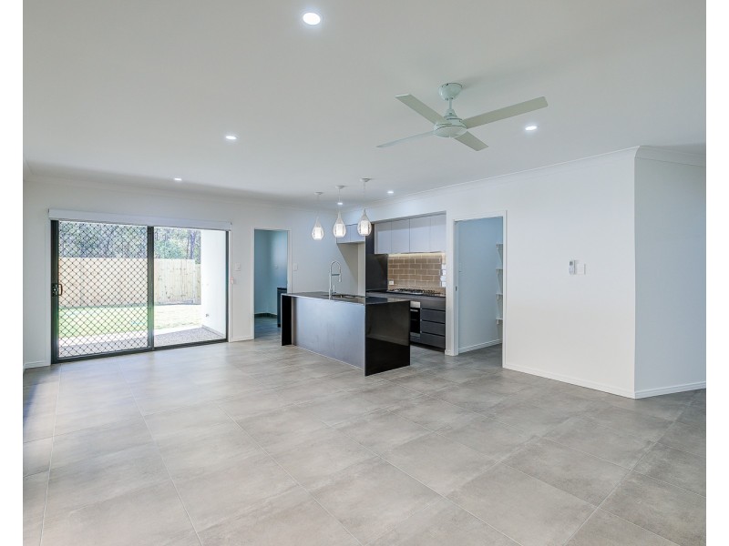 87 Dysart Drive, Holmview QLD 4207