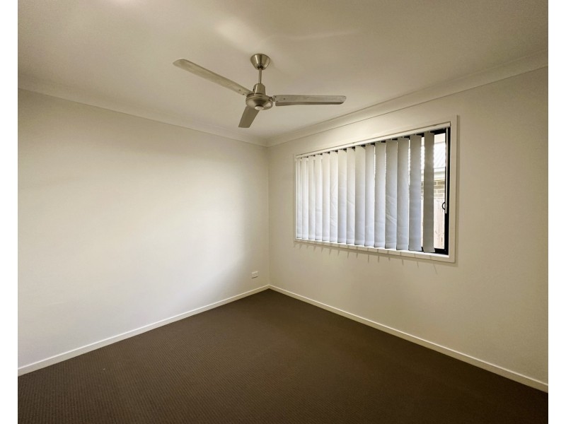 7 Richmond Street, Pimpama QLD 4209