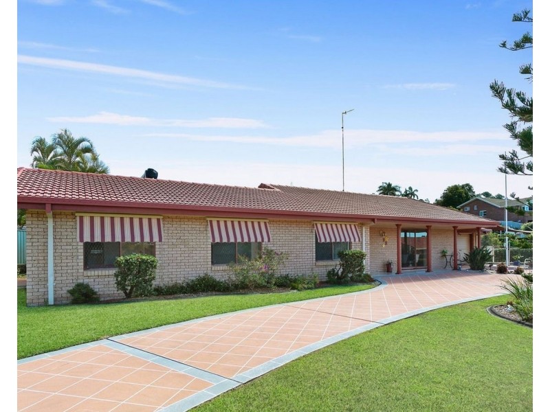 22 Murtha Drive, Elanora QLD 4221