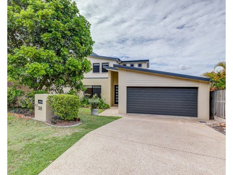 2/30 Codrington Circuit, Pacific Pines QLD 4211