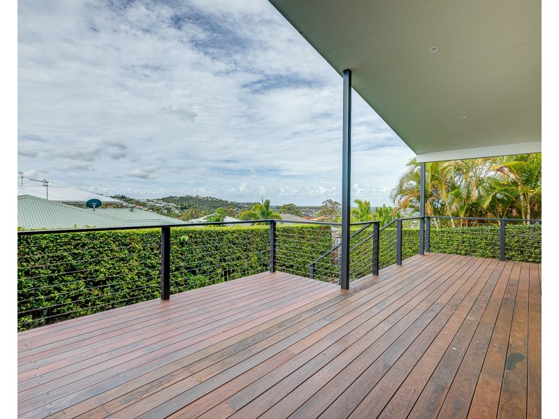 2/30 Codrington Circuit, Pacific Pines QLD 4211