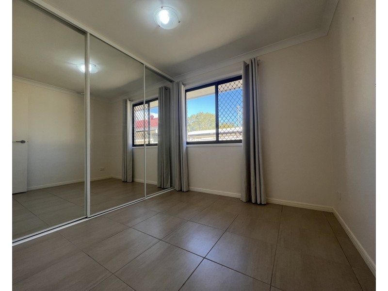 2/34 Bruce Avenue, Paradise Point QLD 4216