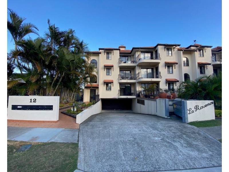 1/12 Canal Avenue, Runaway Bay QLD 4216