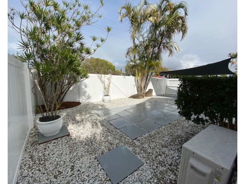 1/31 Bruce Avenue, Paradise Point QLD 4216