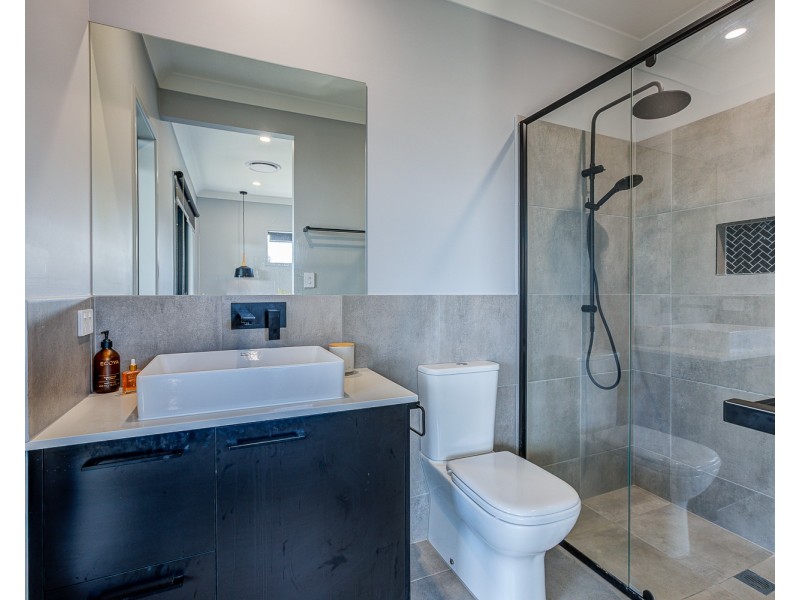 16 Scott Young Drive, Coomera QLD 4209