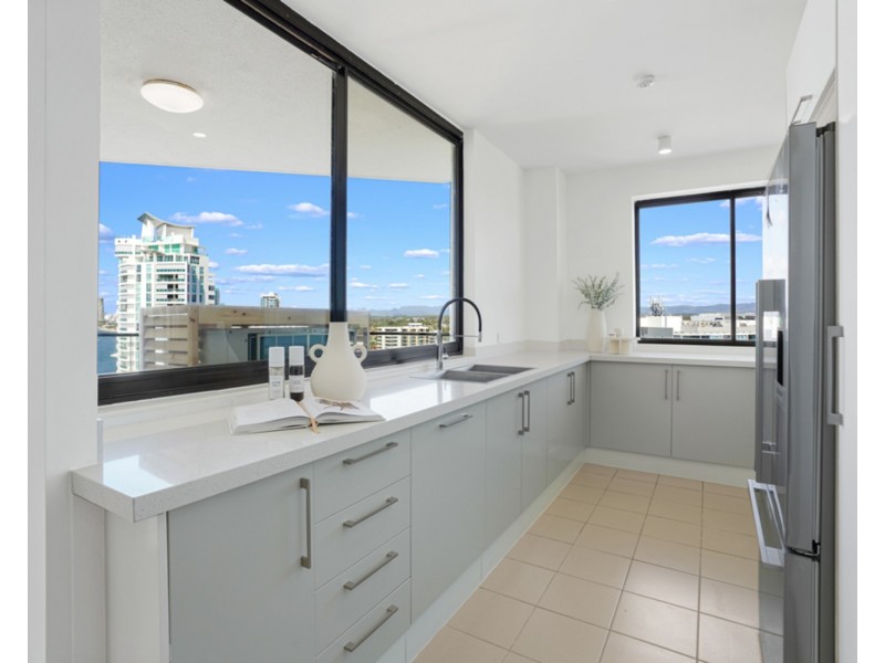 504/41 Labrador Street, Labrador QLD 4215