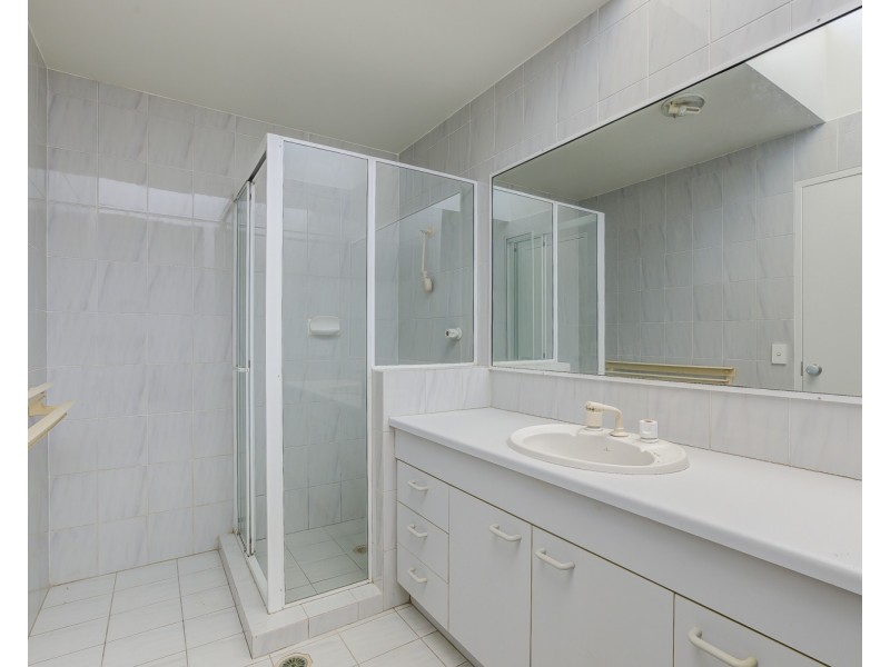 25/75 Morala Avenue, Runaway Bay QLD 4216