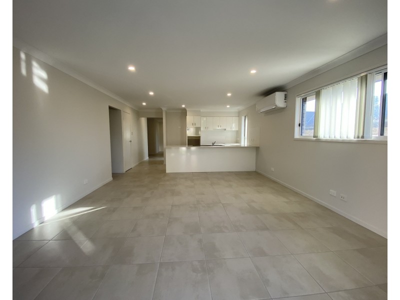 3 Eileen Court, Logan Reserve QLD 4133