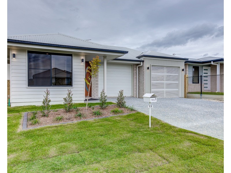 2/13 Seaford Street, Pimpama QLD 4209