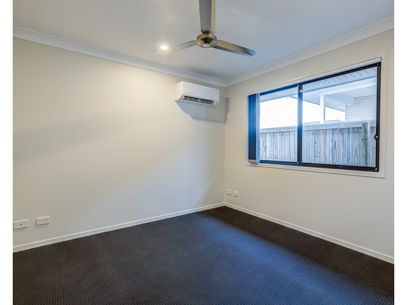 2/13 Seaford Street, Pimpama QLD 4209