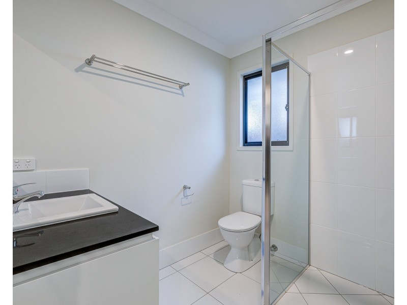 2/13 Seaford Street, Pimpama QLD 4209