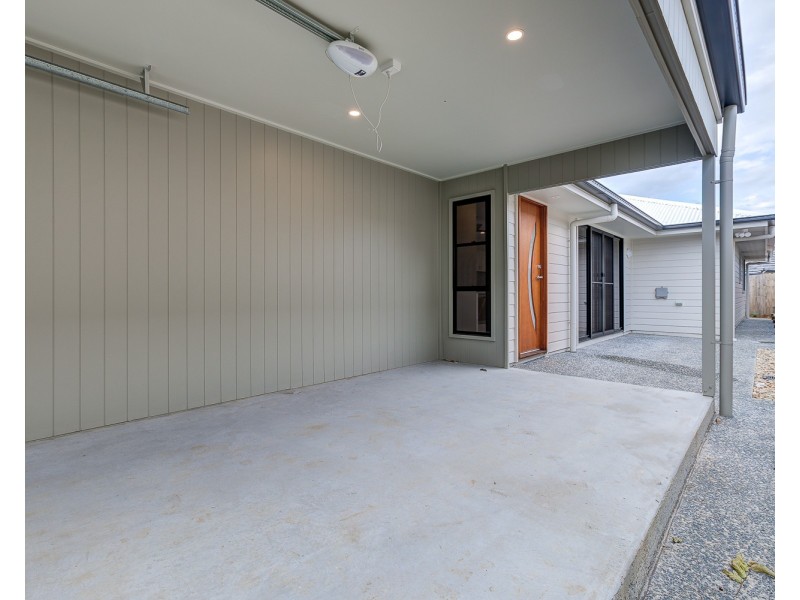 2/13 Seaford Street, Pimpama QLD 4209