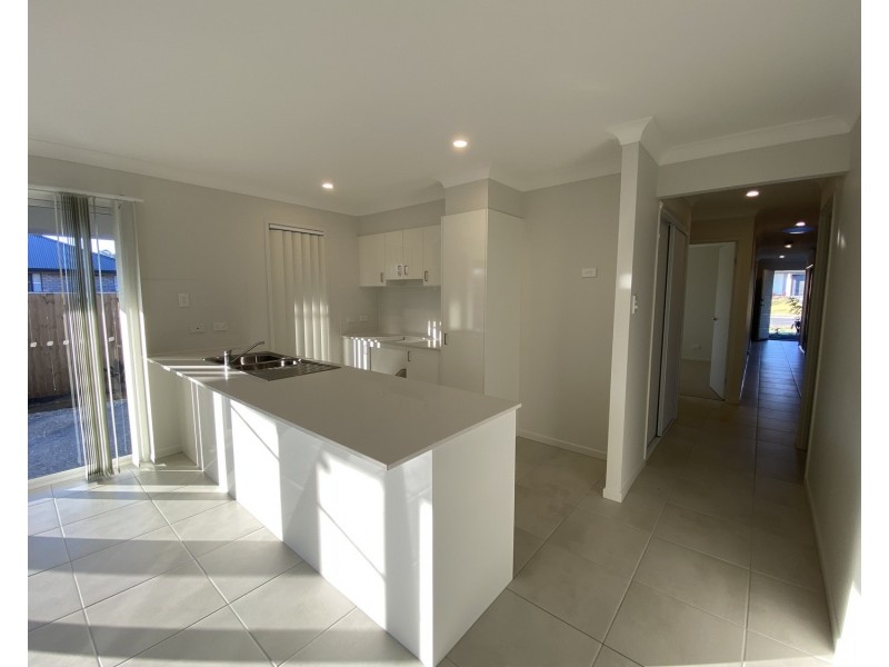 56 Eileen Court, Logan Reserve QLD 4133